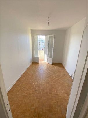 Appartement 3 pièces 68m2 MARSEILLE 3EME 927 euros - Photo 1