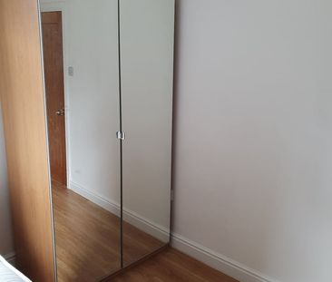 Room in a Shared House, Walthamstow, E17 - Photo 1