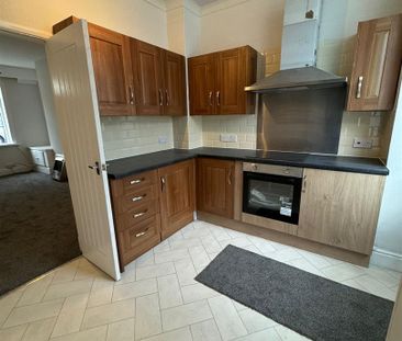 2 bed terraced house to rent in Harley Street, Burnley, BB12 - Photo 6