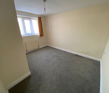 Montrose Drive, Nuneaton - Photo 4