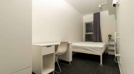 Neat and Fresh Apartment at Whitaker - Photo 3