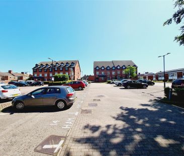 1 Bedroom Flat to Rent in Ashleigh House, Hamblin Court, Rushden, NN10 - Photo 2