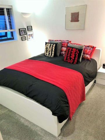 Marmion Mews, Battersea, SW11 - Photo 2