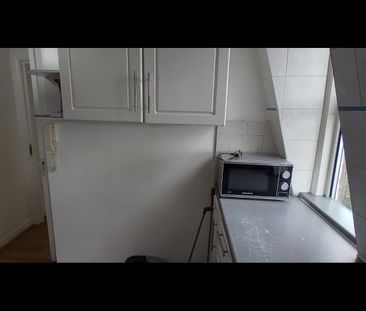 Room in a Shared Flat, London, N4 - Photo 3