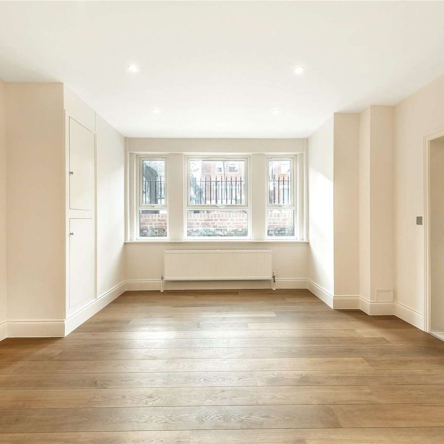 Very well presented 1 bedroom apartment in the heart of West Hampstead. - Photo 1