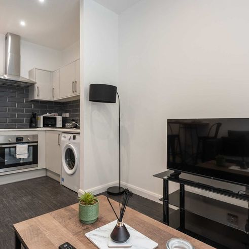 East Parade - Photo 1