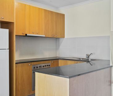 City Apartment in an Unbeatable Location - Photo 4