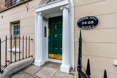Custom Hall, Block 2, Lower Gardiner Street, Dublin 1, D01 Y820 - Photo 4