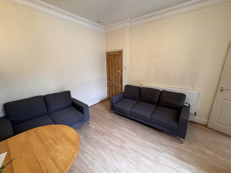 Emerald Street, The Groves - P1400 - Photo 2