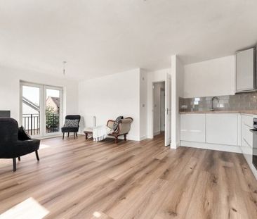 Aster Way, Cambridge £1,600 pcm ⓘ The monthly or weekly payment req... - Photo 3