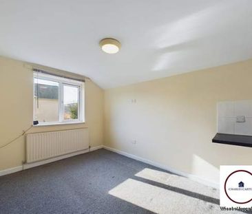 1 bedroom property to rent in Cheltenham - Photo 1