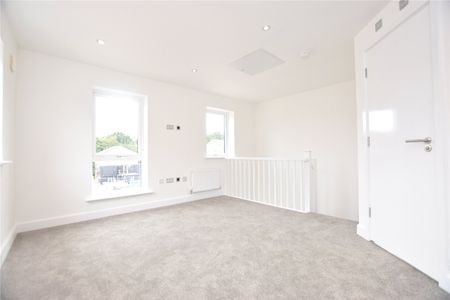 7, Copper Beech Court, Leeds, West Yorkshire, LS16 6FW - Photo 3