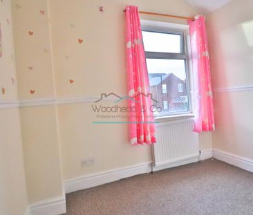 3 bedroom terraced house to rent - Photo 3