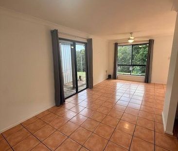 Three bed family home - Cooran - Photo 3