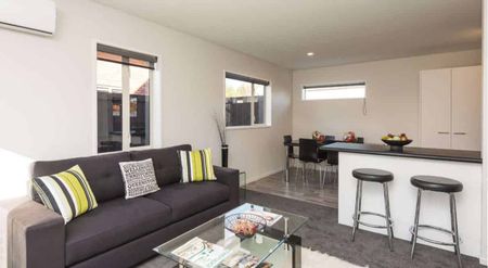 Waltham - 3 Bedroom - Photo 3