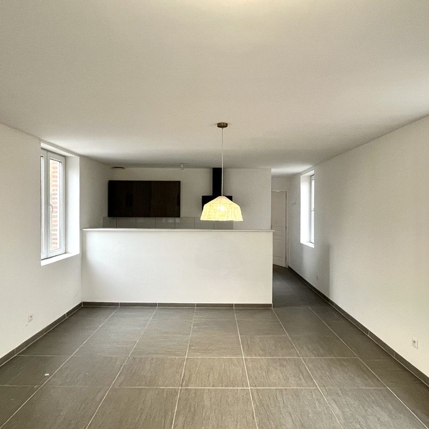 Location Appartement 2 pièces 61m² ROUBAIX 59100 - Photo 1