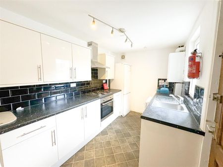 Kingsley Place, Heaton - Photo 3