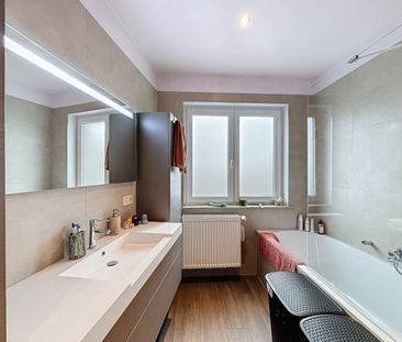Appartement - 2 CH. - Photo 2