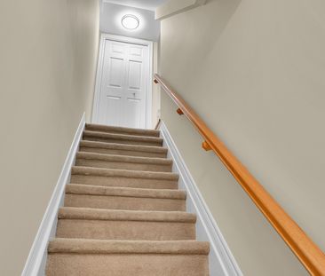For Lease - 64 Mayflower Private, Woodroffe, Ontario - Photo 5