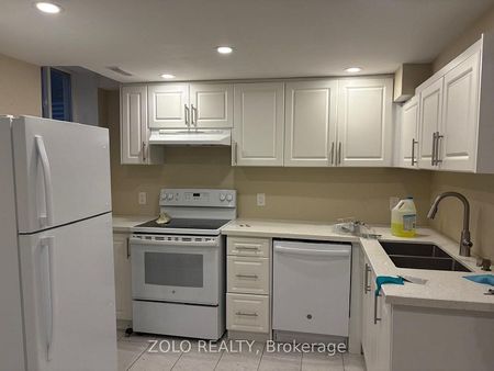 For Lease - 50 Dundalk Crescent, Brampton, Ontario - Photo 4