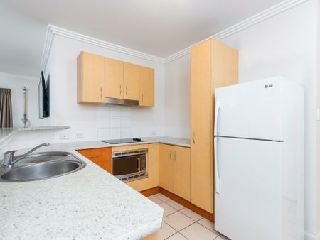 27/35-37 Davidson Street, Port Douglas QLD - Photo 3