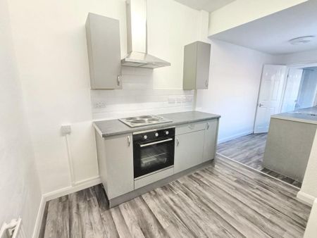 2 bedroom terraced house to rent - Photo 5