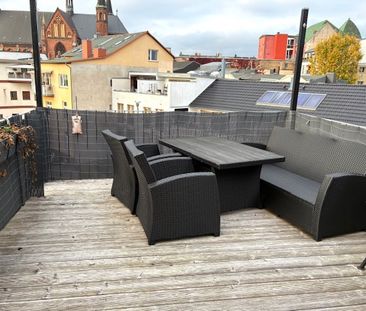 Wunderschöne Dachgeschosswohnung mit 3 Zimmern und großer Dachterrasse - Photo 5