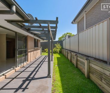 Modern & Comfortable Living in a Great Location! - Photo 5