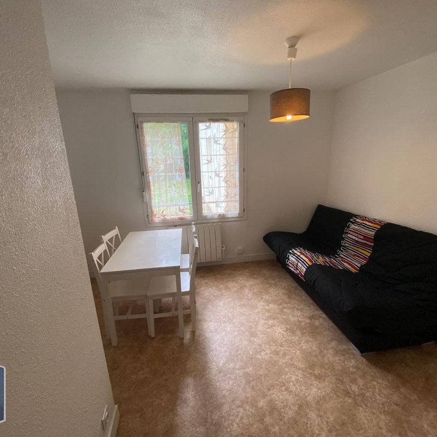 Location Appartement 1 pièce 18m² POITIERS 86000 - Photo 1