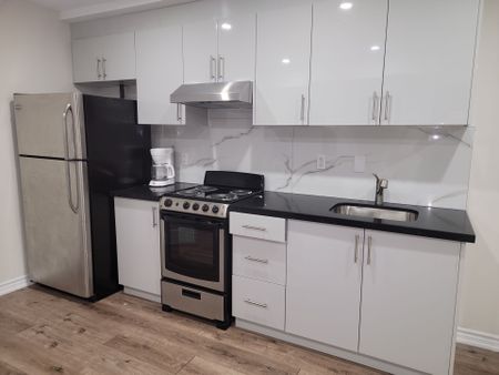 For Lease - 6196 County 9 Road, Clearview, Ontario - Photo 2