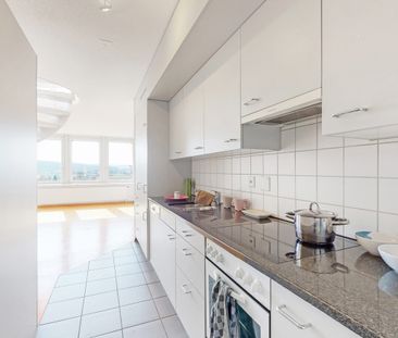 Grosszügige Galerie-Wohnung im Herzen von Solothurn sucht einen Nac... - Foto 1