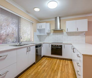 Beautiful Spacious Home in Cornubia - Photo 6
