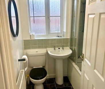 Granville Road, Scunthorpe - Photo 2