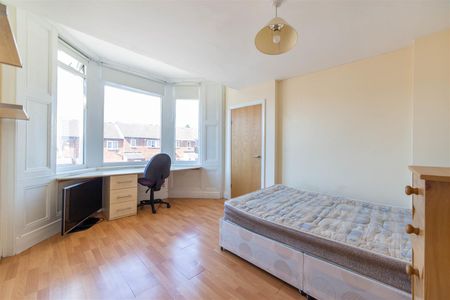 6 bed maisonette to rent in Doncaster Road, Sandyford, NE2 - Photo 3