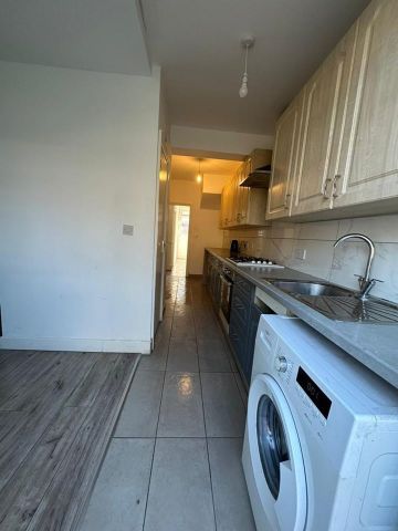 Room in a Shared House, Buller Road, N17 - Photo 4