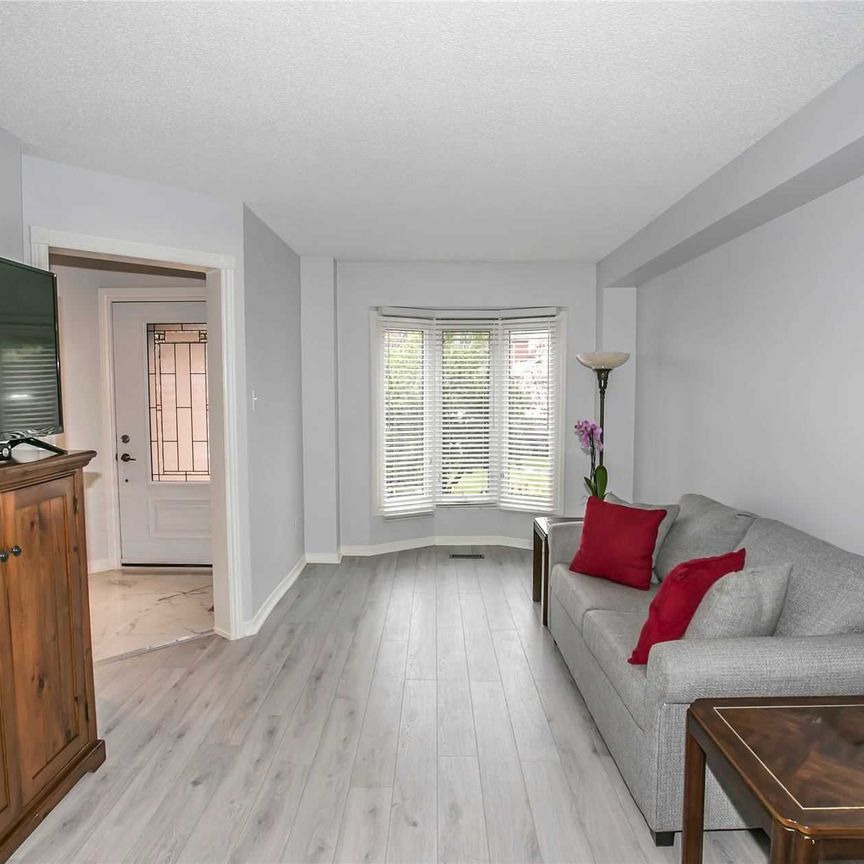 For Lease - 6361 Longspur Road, Mississauga, Ontario - Photo 1