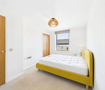 Robertson Avenue - Photo 6