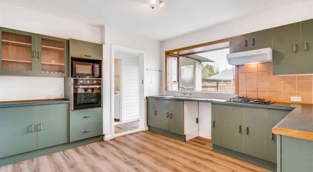 Education Zone Central FOR RENT! - Photo 1