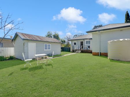 Fully Renovated 3-Bedroom Home in East Tamworth - Photo 4