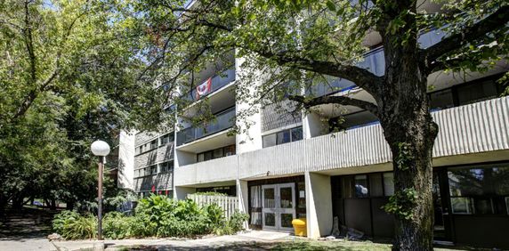 Valleyview Apartments - Photo 2