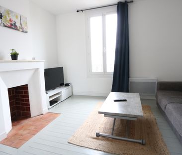 Location Appartement 1 pièce 24m² - Photo 2