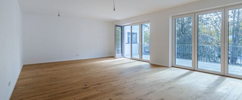 Hochwertig ausgestattete 3-Zimmer-Neubau-Wohnung mit Sonnenbalkon - Foto 1