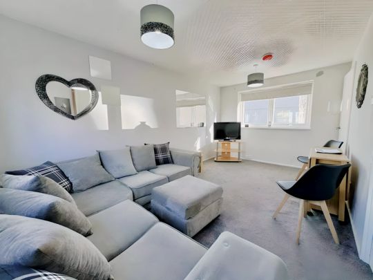 1 Bed 1 Bath - Photo 1