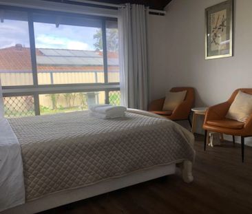 Renovated 3 Bedroom House in Helensvale - Photo 3