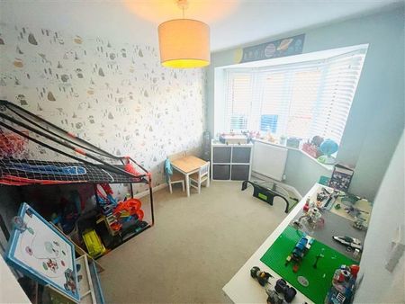 4 bedroom detached house to rent - Photo 3