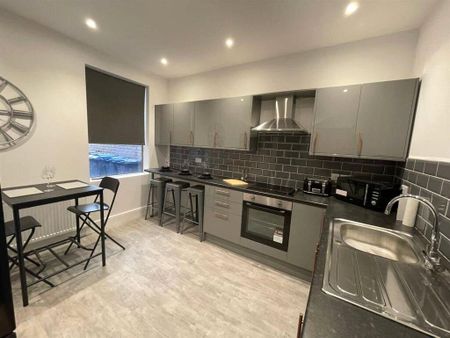 5 bedroom house share to rent - Photo 4