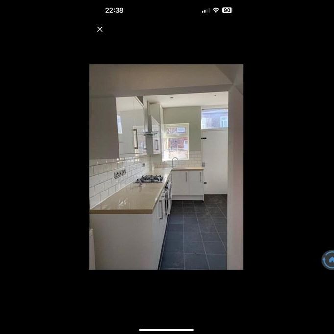 2 bedroom terraced house to rent - Photo 1