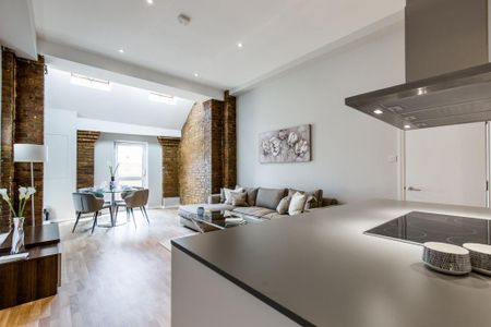 2 bedroom ground floor flat to rent - Photo 2