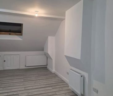 4 Bed Detached House, Kensington Street, M14 - Photo 3