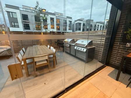 For Lease - 3250 Carding Mill Trail Unit# 236, Oakville, Ontario - Photo 5